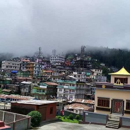 Tibet Homestay Rishop Exterior foto
