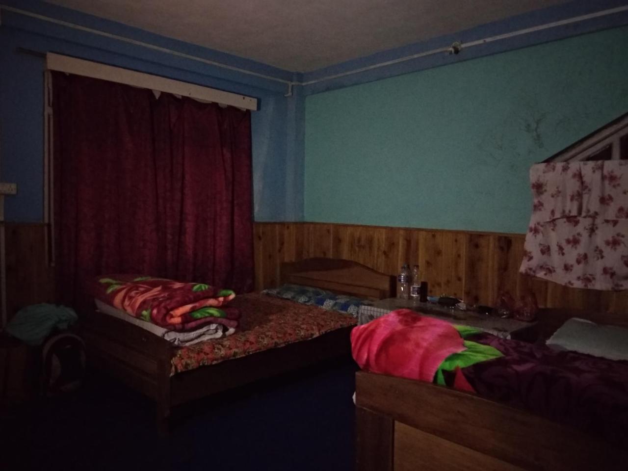 Tibet Homestay Rishop Exterior foto